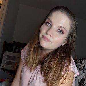 Meet your Posher, Amberlyn